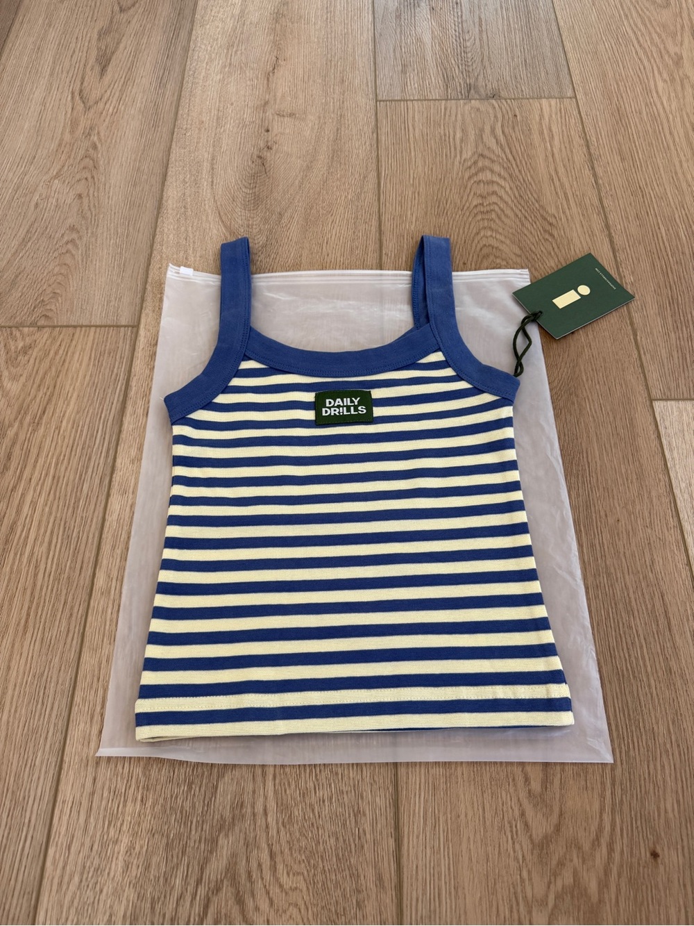 Daily Drills STRIPED LOGO EVERYDAY TANK - NAVY + LEMONADE
Size XS